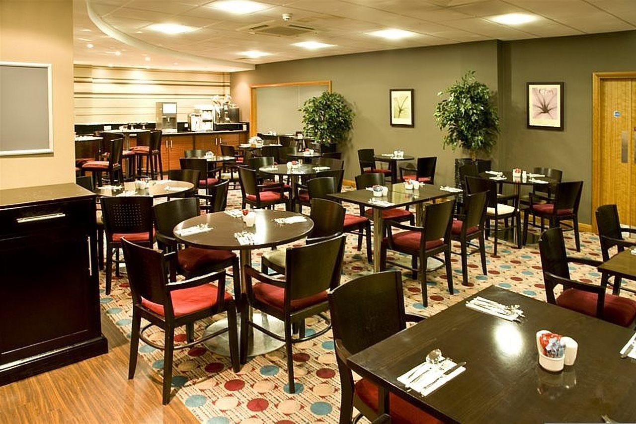 Premier Inn London City Restaurant photo